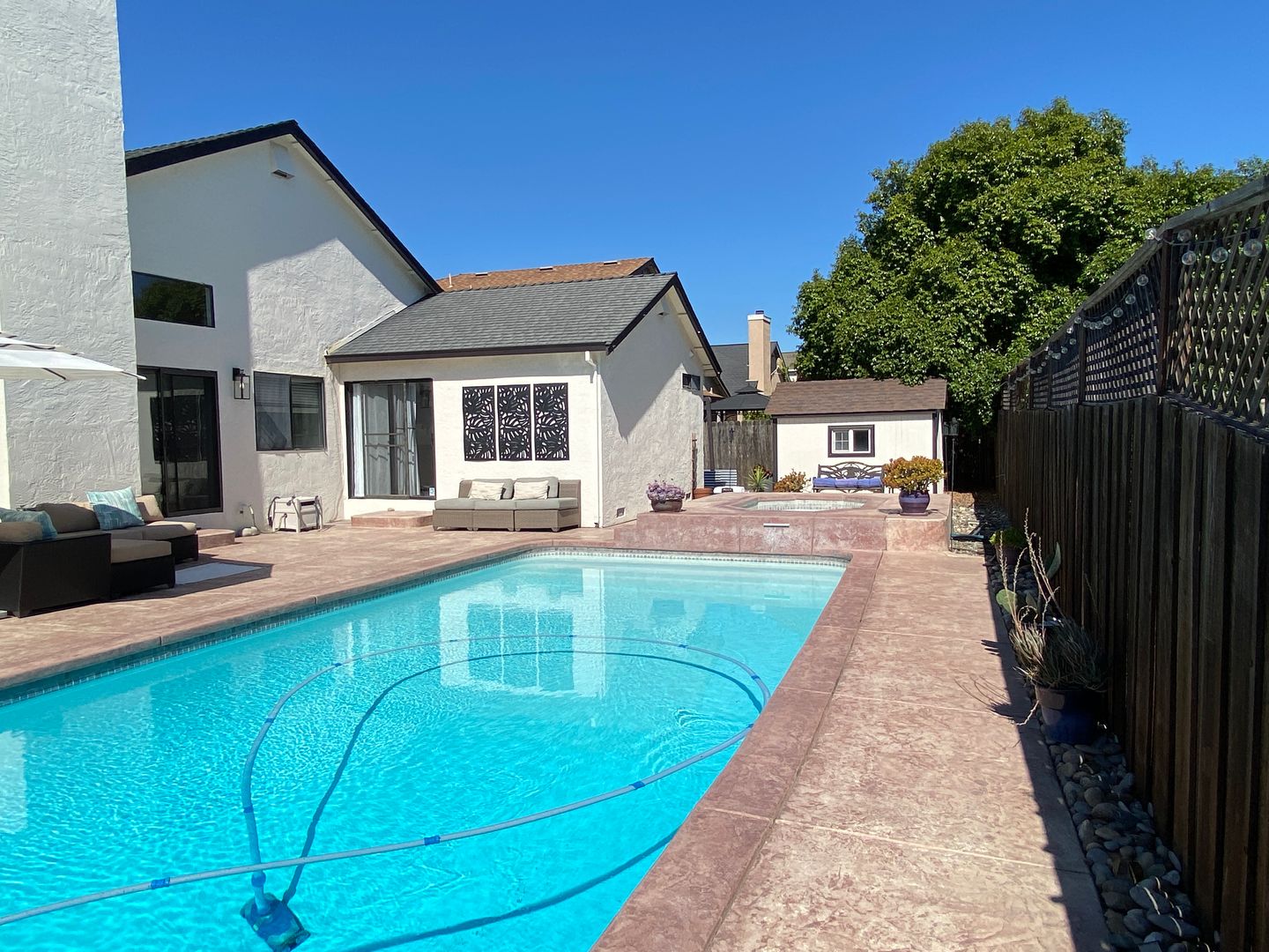Fairfield House: 1003 Evergreen