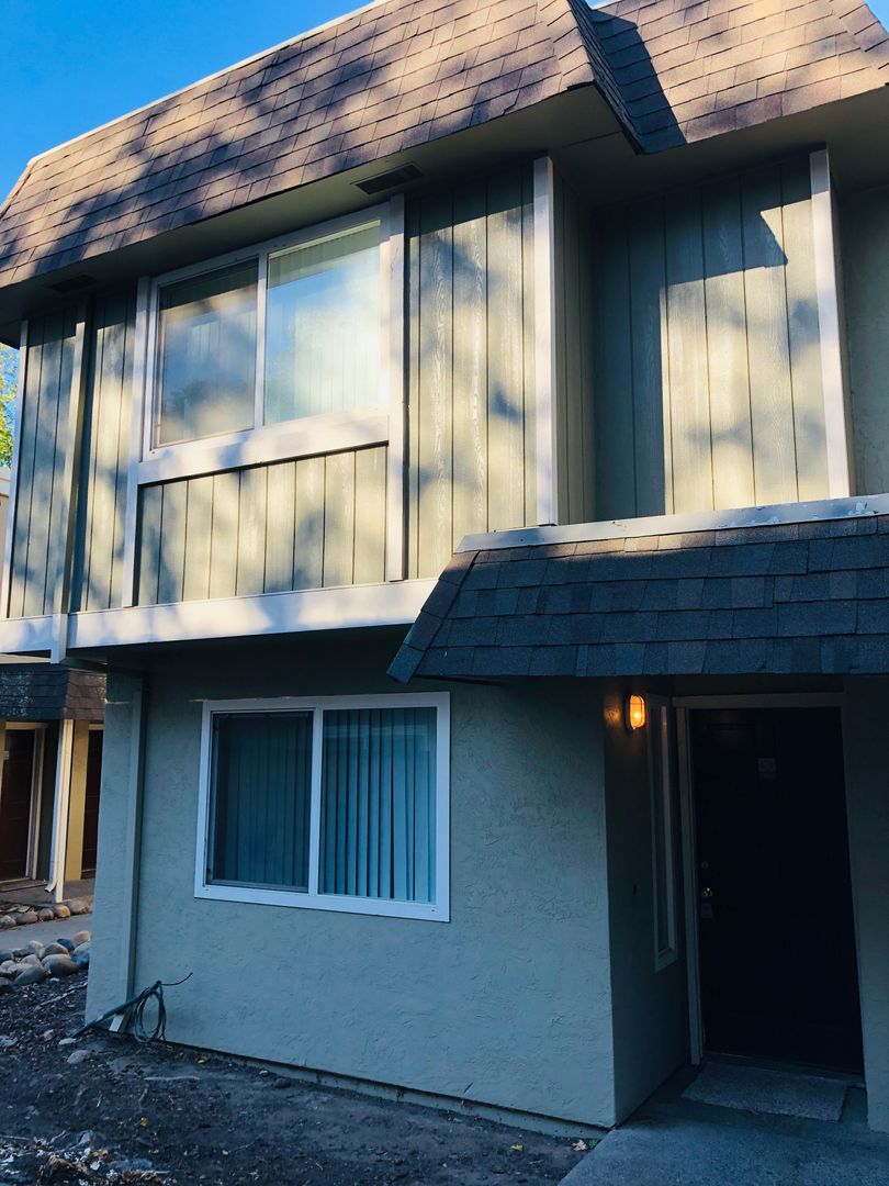 Vacaville House: 1354 Callen Street Unit A