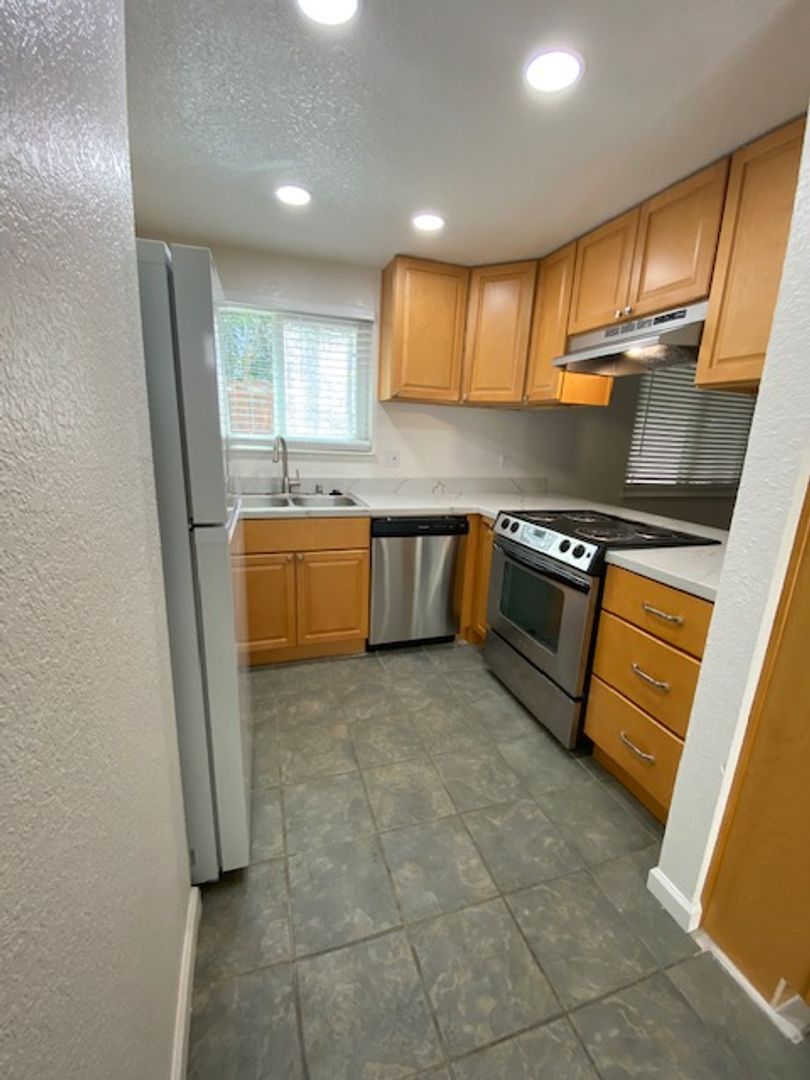 Vacaville House: 118 Raleigh Drive