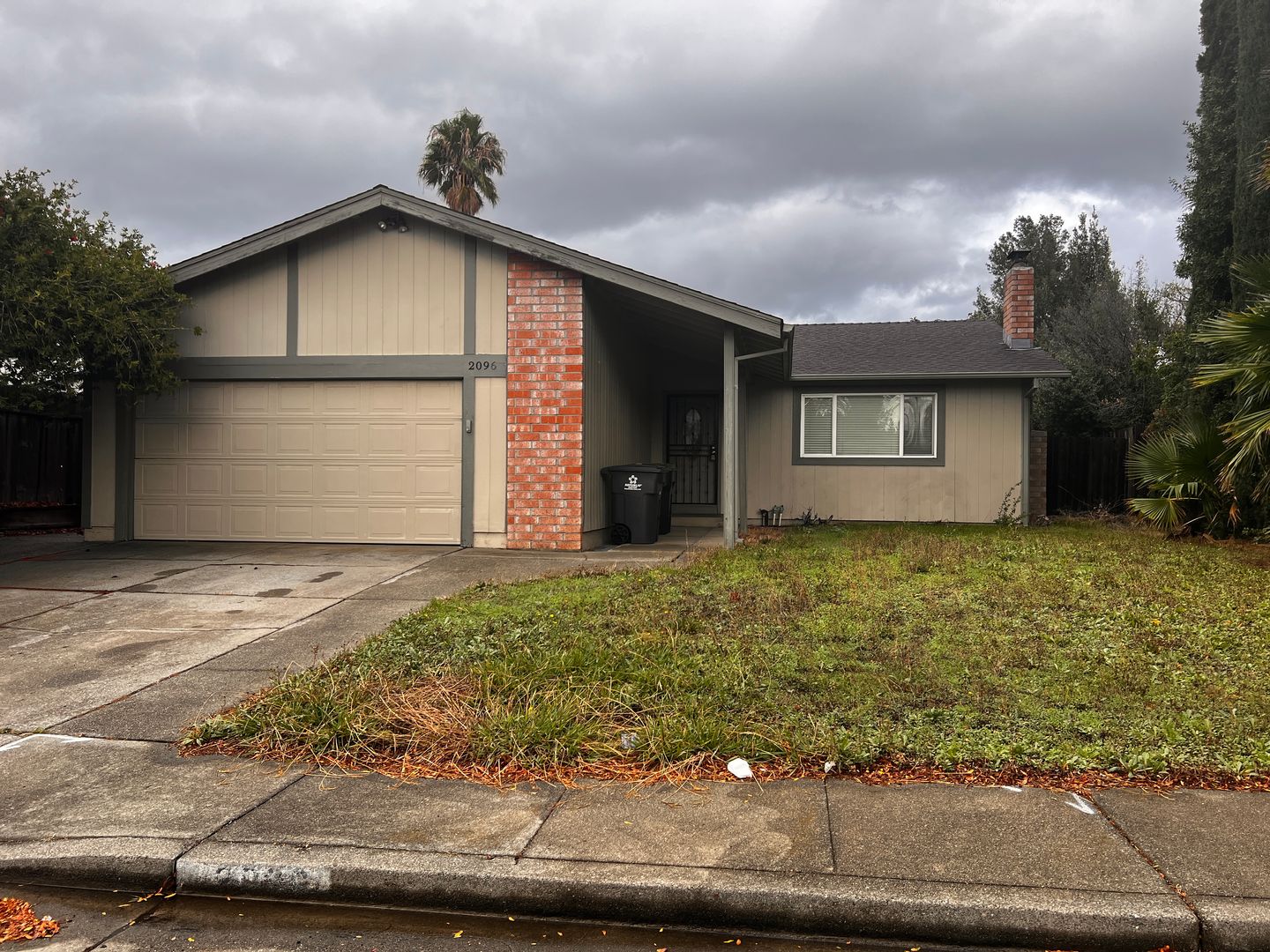 Fairfield House: 2096 Calder Court