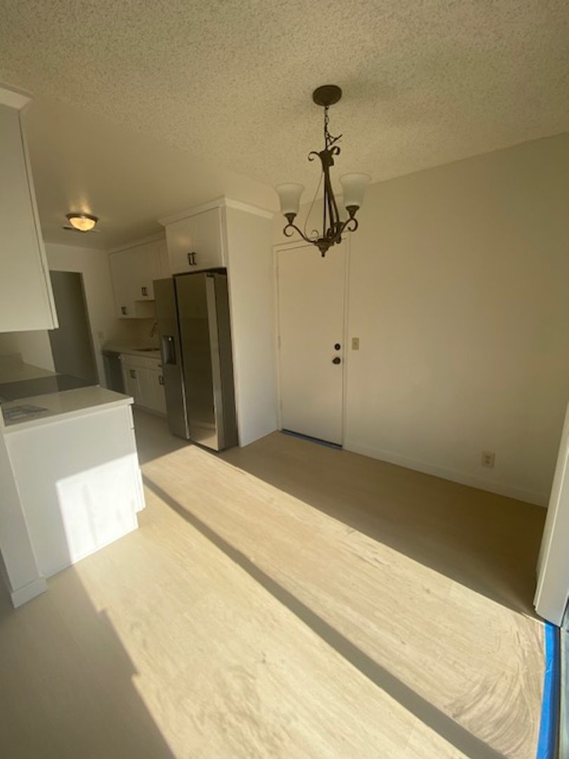 1118 Woodridge Drive 4 of 12