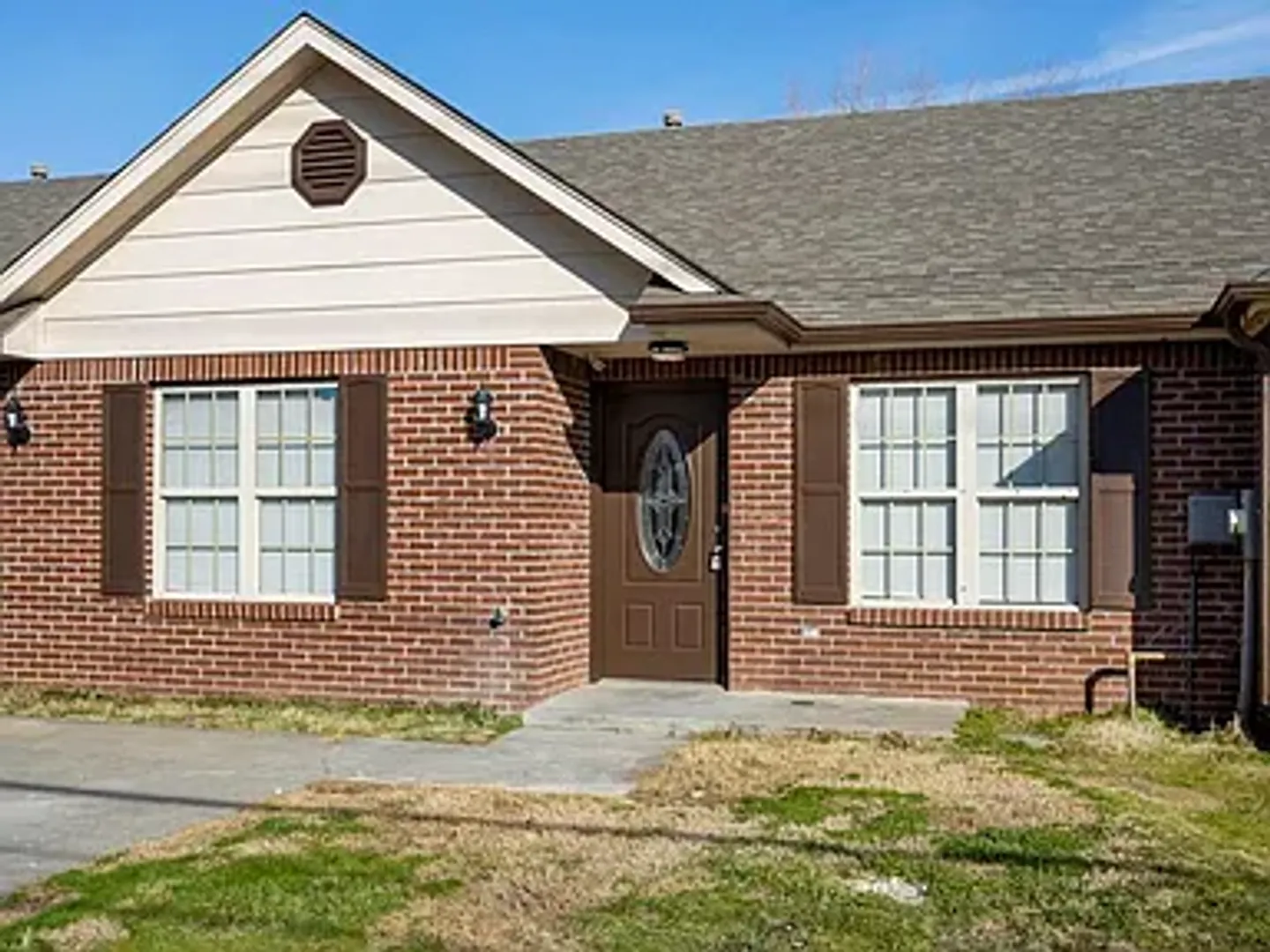 Sapulpa Apartment: 1015 E Grayson Ave
