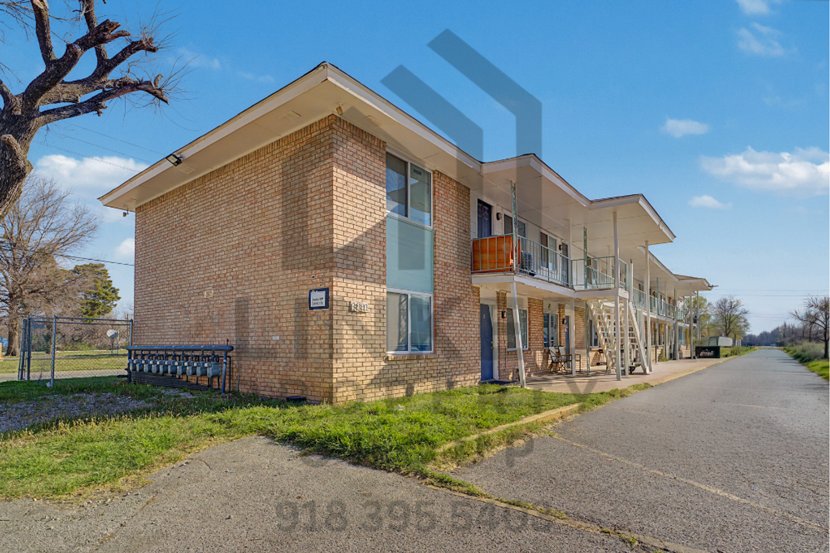 Tulsa Apartment: 1825 N College Ave