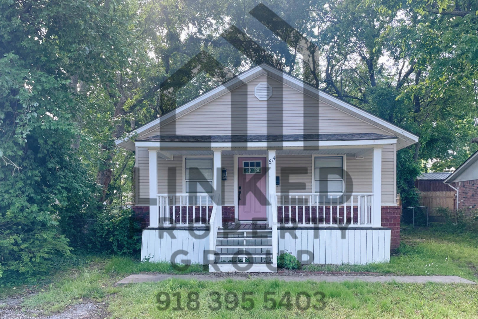 Collinsville House: 614 N 10th Street