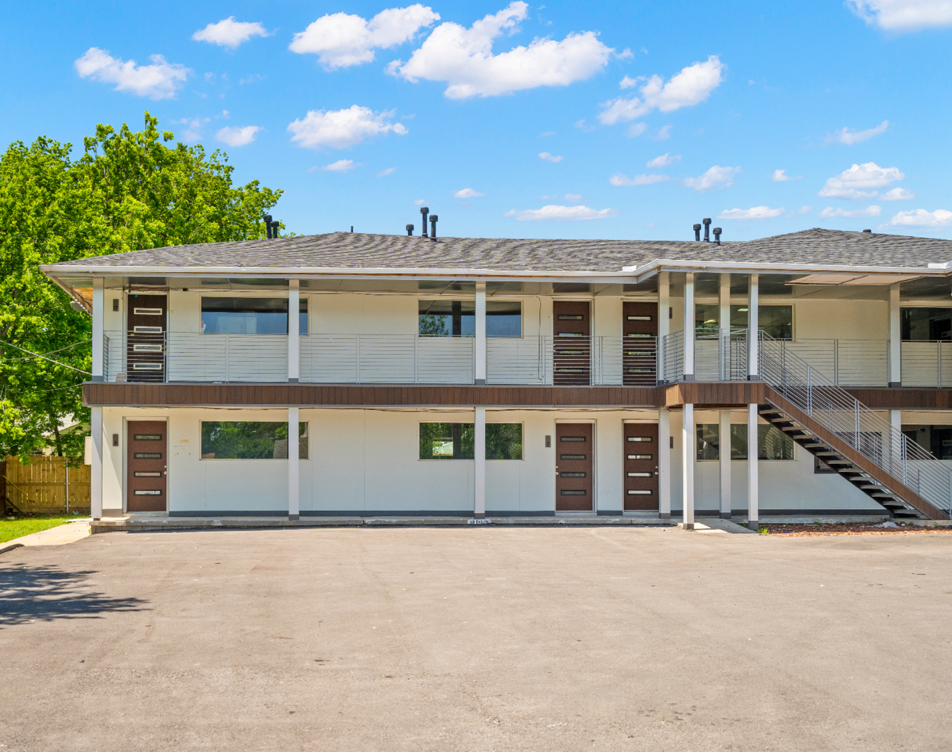 Tulsa Apartment: 3220 S Knoxville Ave