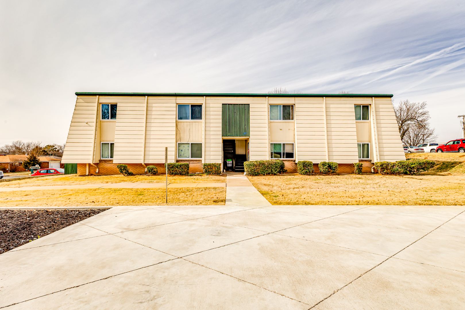 Sapulpa Apartment: 919 S Mission St