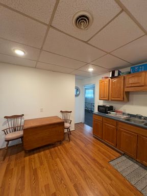 2 Bedroom, includes washer & Dryer and Utilities – photo 1
