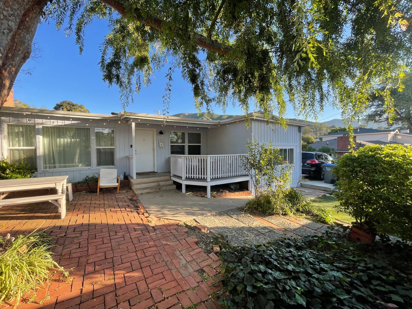 San Luis Obispo House: 1692 Fredericks Street