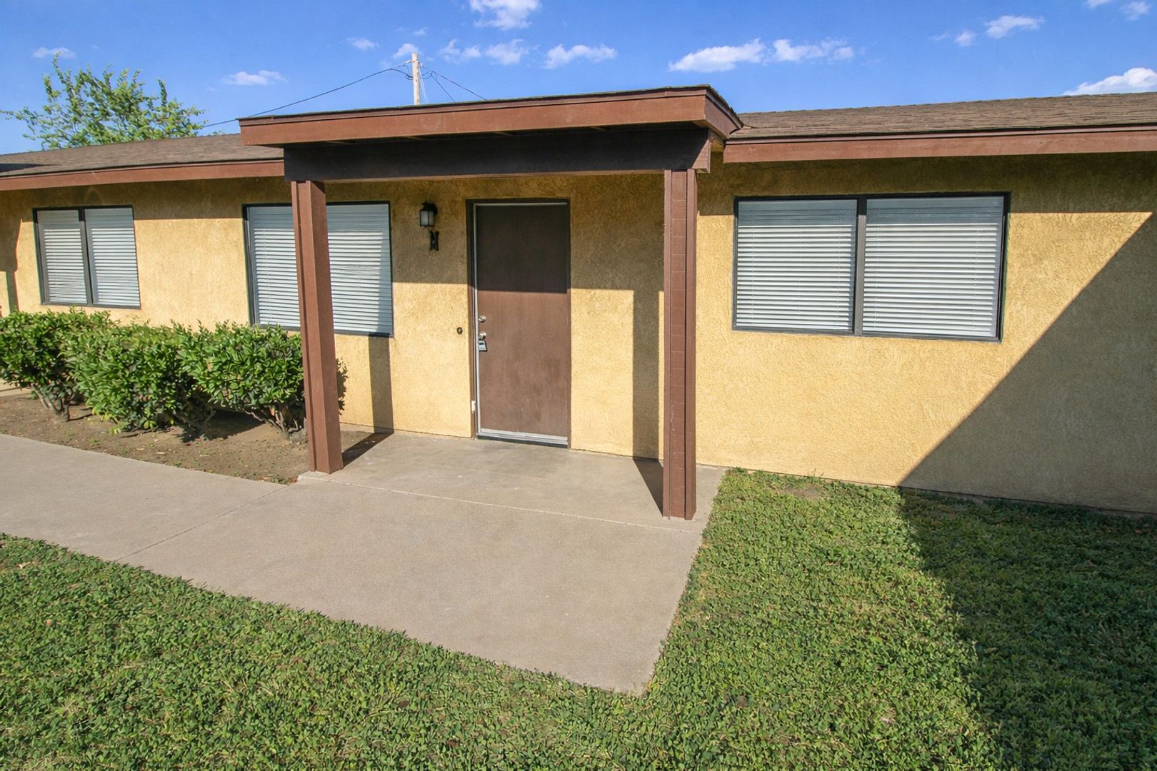 Santa Maria Apartment: 404 E. Newlove Dr. Unit O