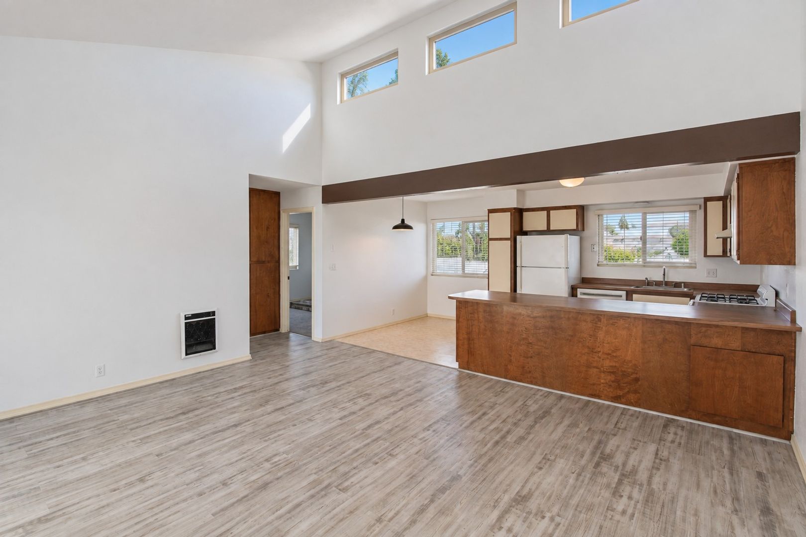 Grover Beach Apartment: 111 Newport Ave. #4