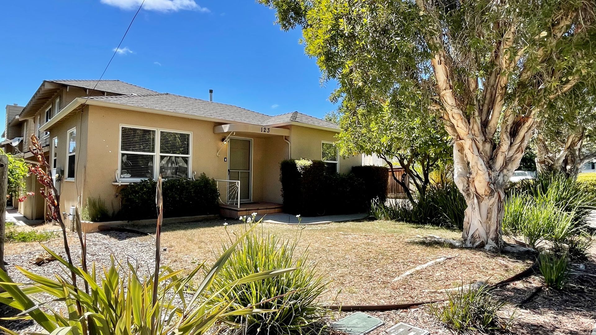 San Luis Obispo House: 123 Stenner Street