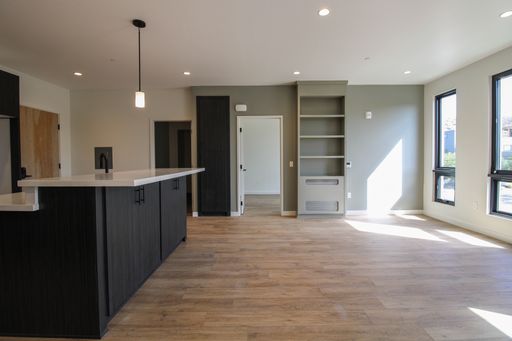 Newly Built Luxury Apartments in the heart of San Luis Obispo! – photo 1