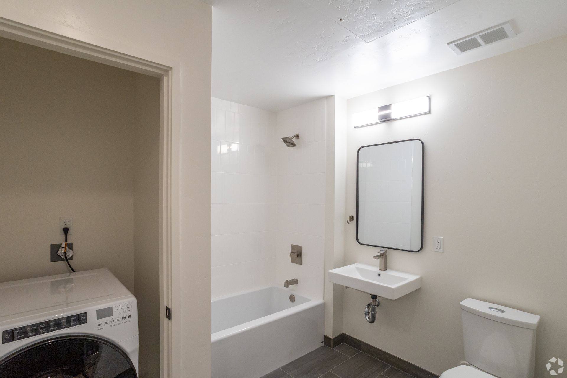 San Luis Obispo Apartment: 2800 Broad St