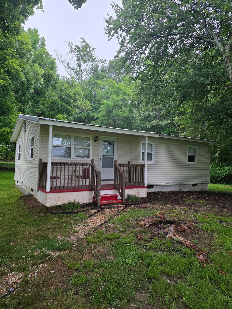 Ringgold House: 2111 Mt Pisgah Rd