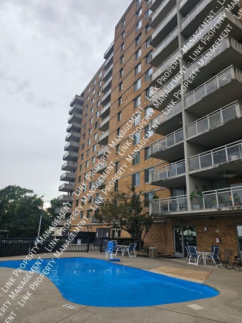 Chattanooga Apartment: 1131 Stringer Ridge Unit 11G