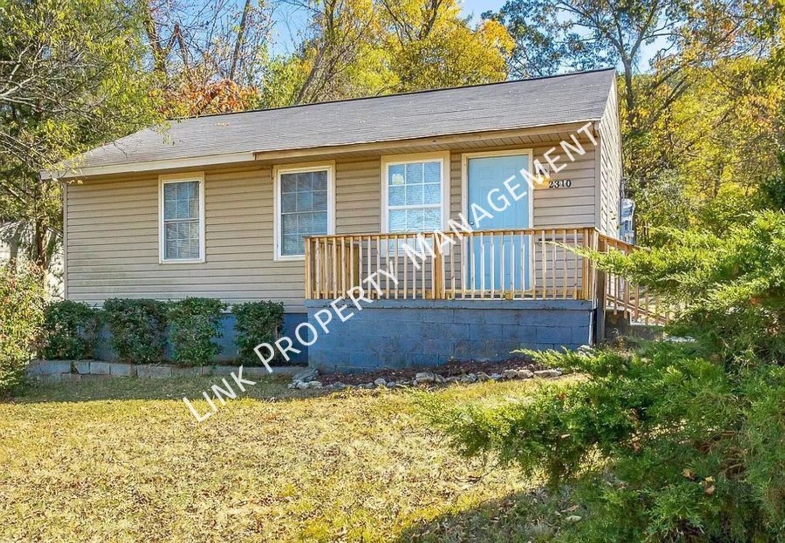 Chattanooga House: 2310 N Chamberlain Ave