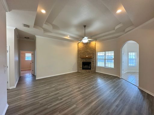Listing photo thumbnail