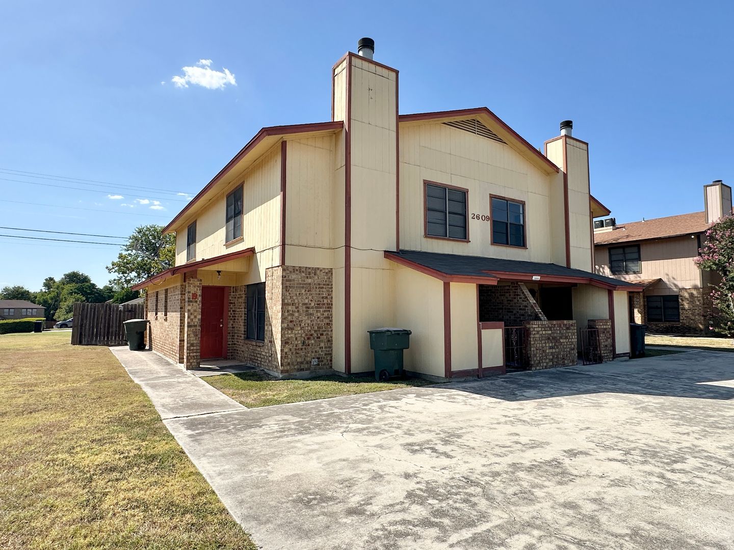 KILLEEN Townhome: 2609 Bermuda Drive
