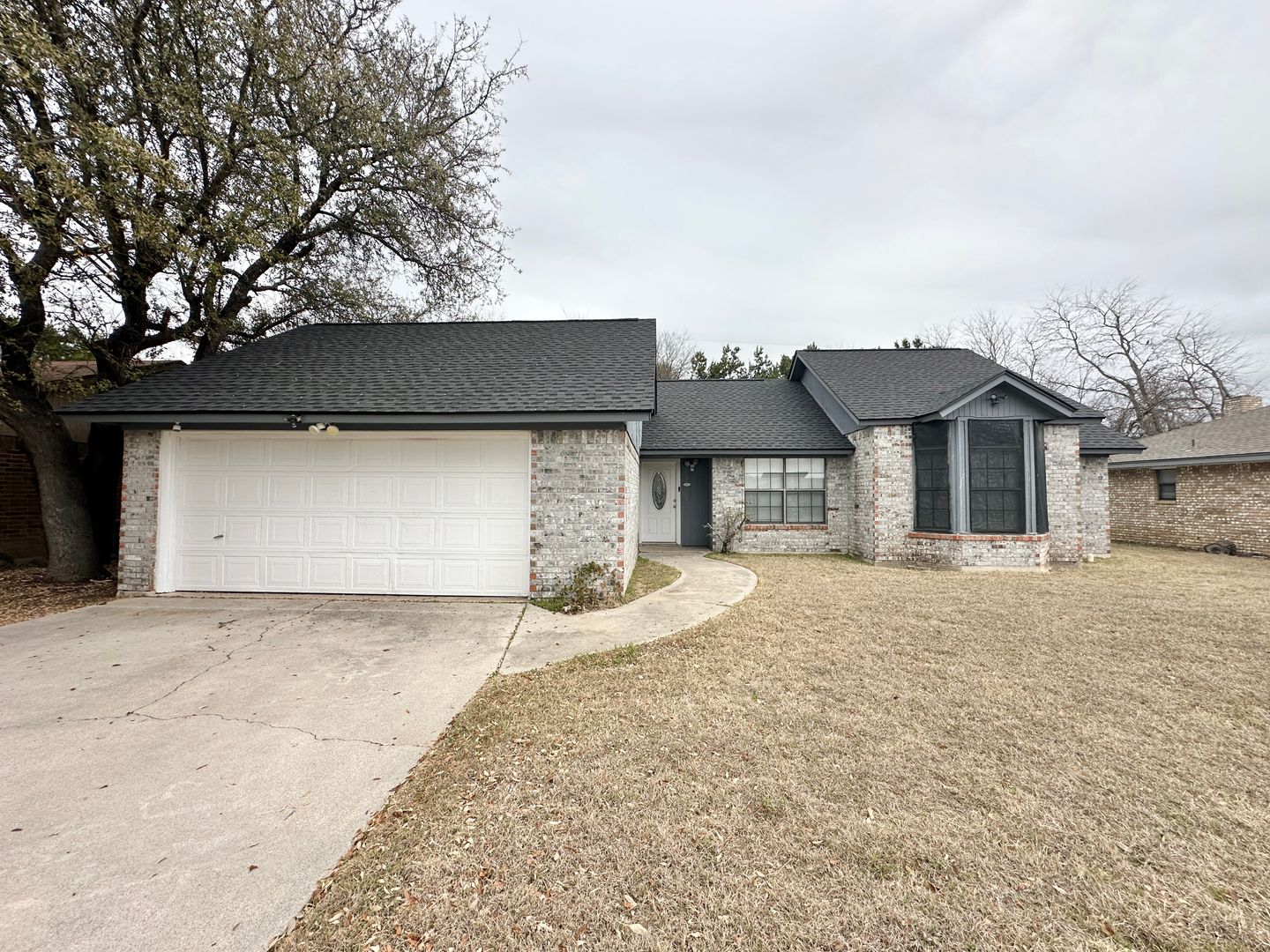 Killeen House: 2116 Schwertner Drive