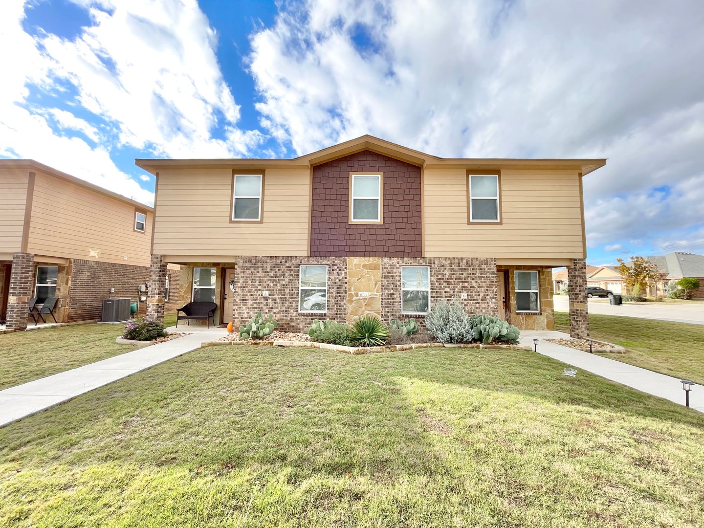 Killeen Townhome: 6701 University Village Way
