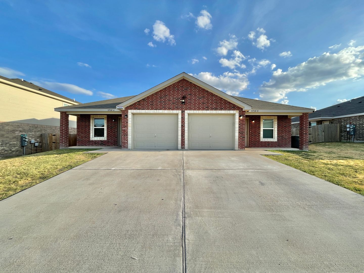 Killeen Multiplex: 5708  Rustler Dr