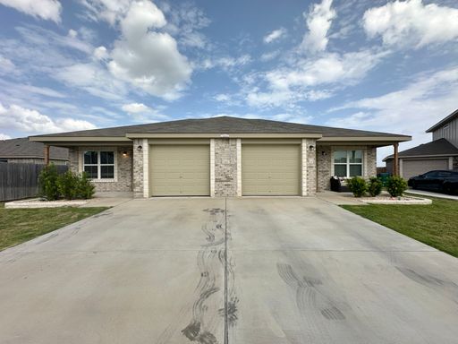 1911 A Castroville Trail, Copperas Cove, TX 76522