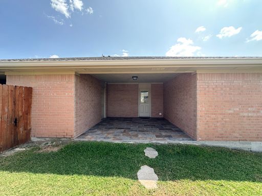 Listing photo thumbnail