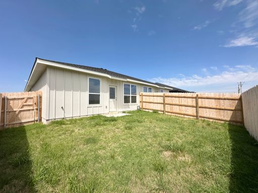 Listing photo thumbnail