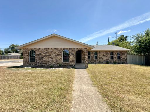 1602 Becker Dr, Killeen, TX 76543