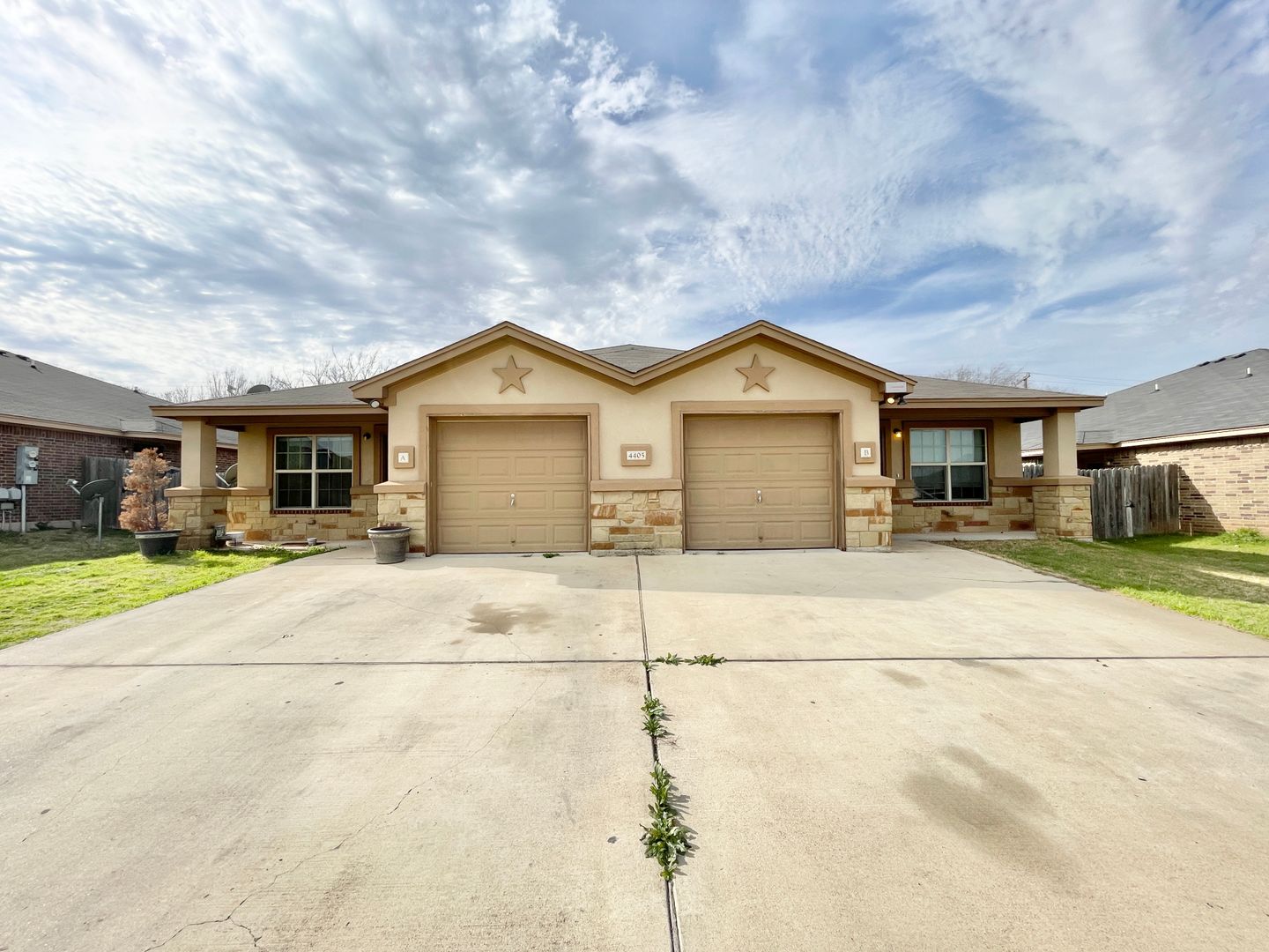 Killeen Multiplex: 4405 Cambridge Drive