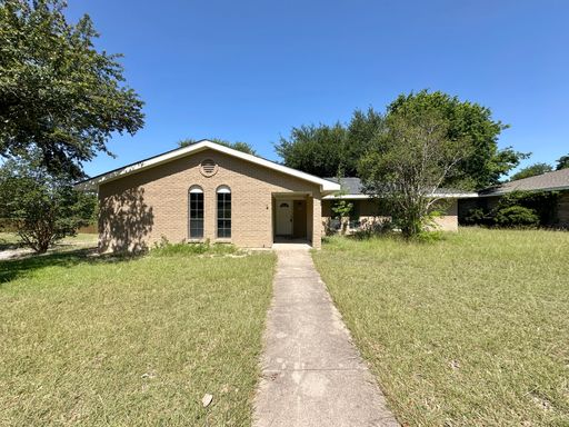3822 Valley View Drive, Temple, TX 76502