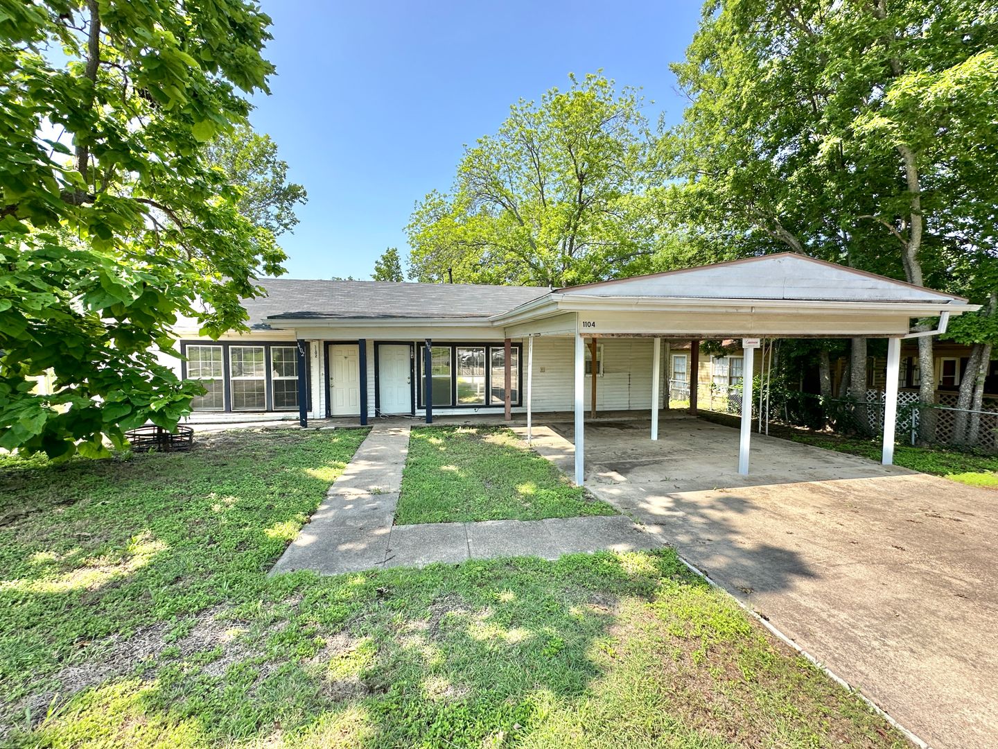 Killeen Multiplex: 1102/1104 Williamson Dr