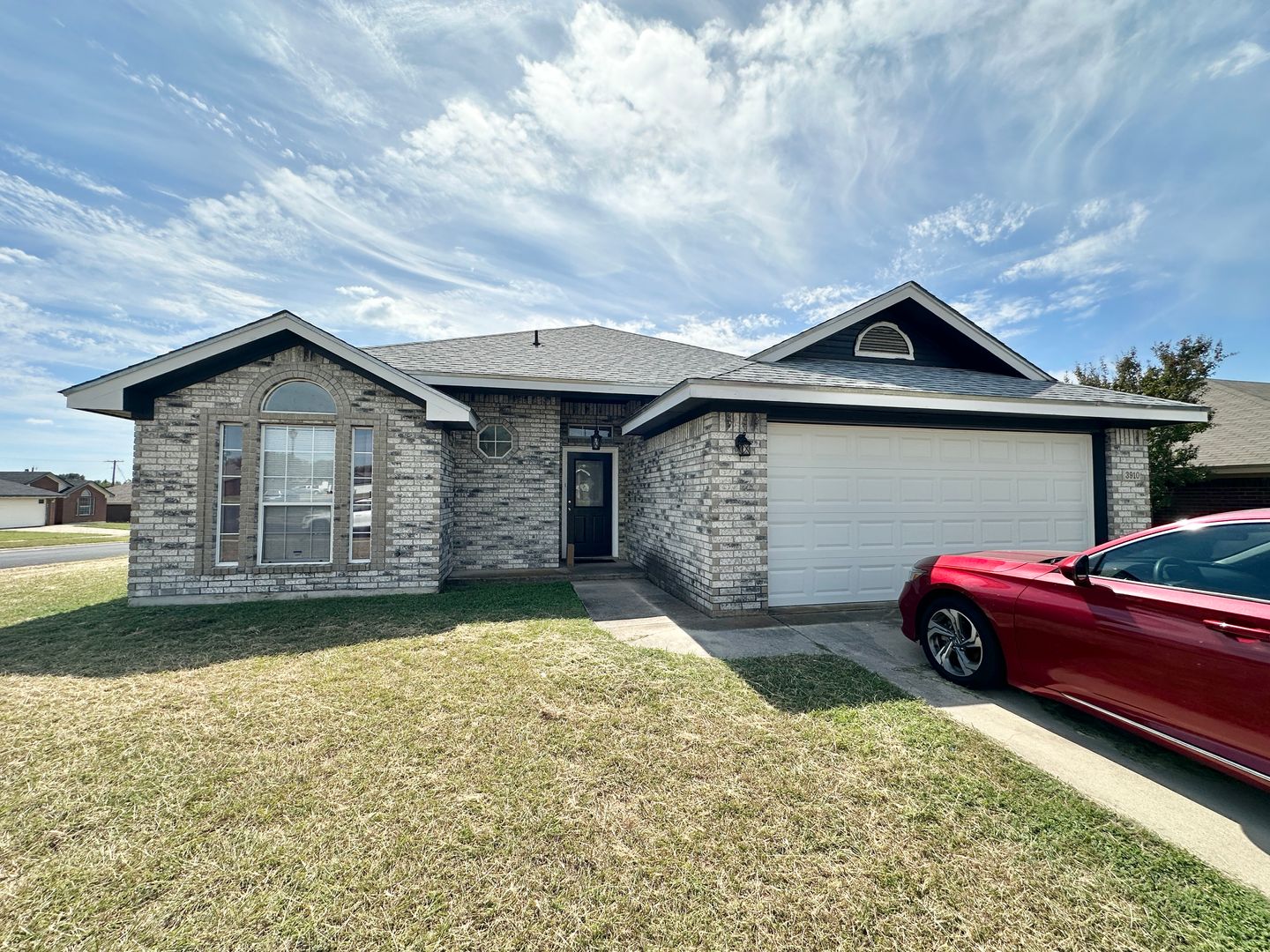 Killeen House: 3910 Lone Oak Dr