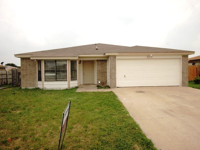 Killeen House: 2901 Cinco Drive