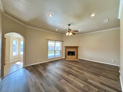 Listing photo thumbnail