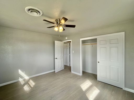 Listing photo thumbnail