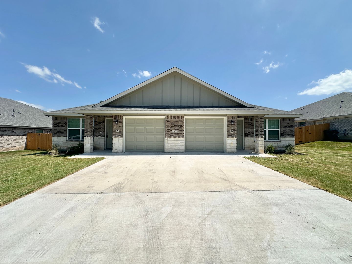 Harker Heights Multiplex: 1608 Pima Trail