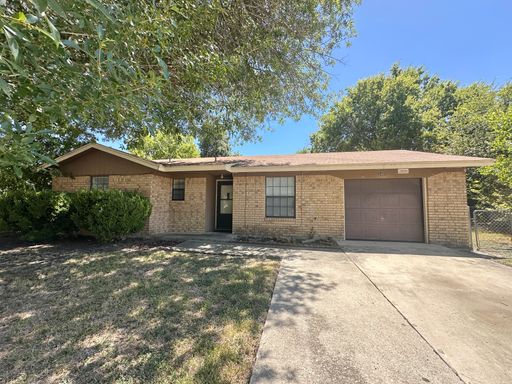 2402 Kirk Cir, Killeen, TX 76543