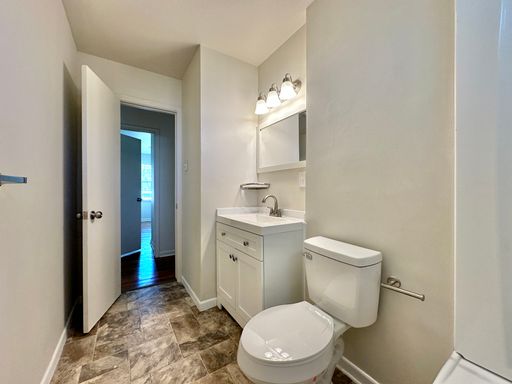Listing photo thumbnail