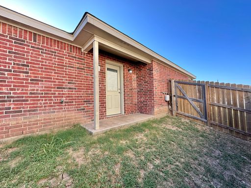 Listing photo thumbnail