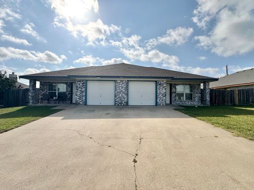 4102 B Alan Kent  Drive, Killeen, TX 76549
