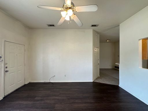 Listing photo thumbnail