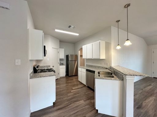 Listing photo thumbnail