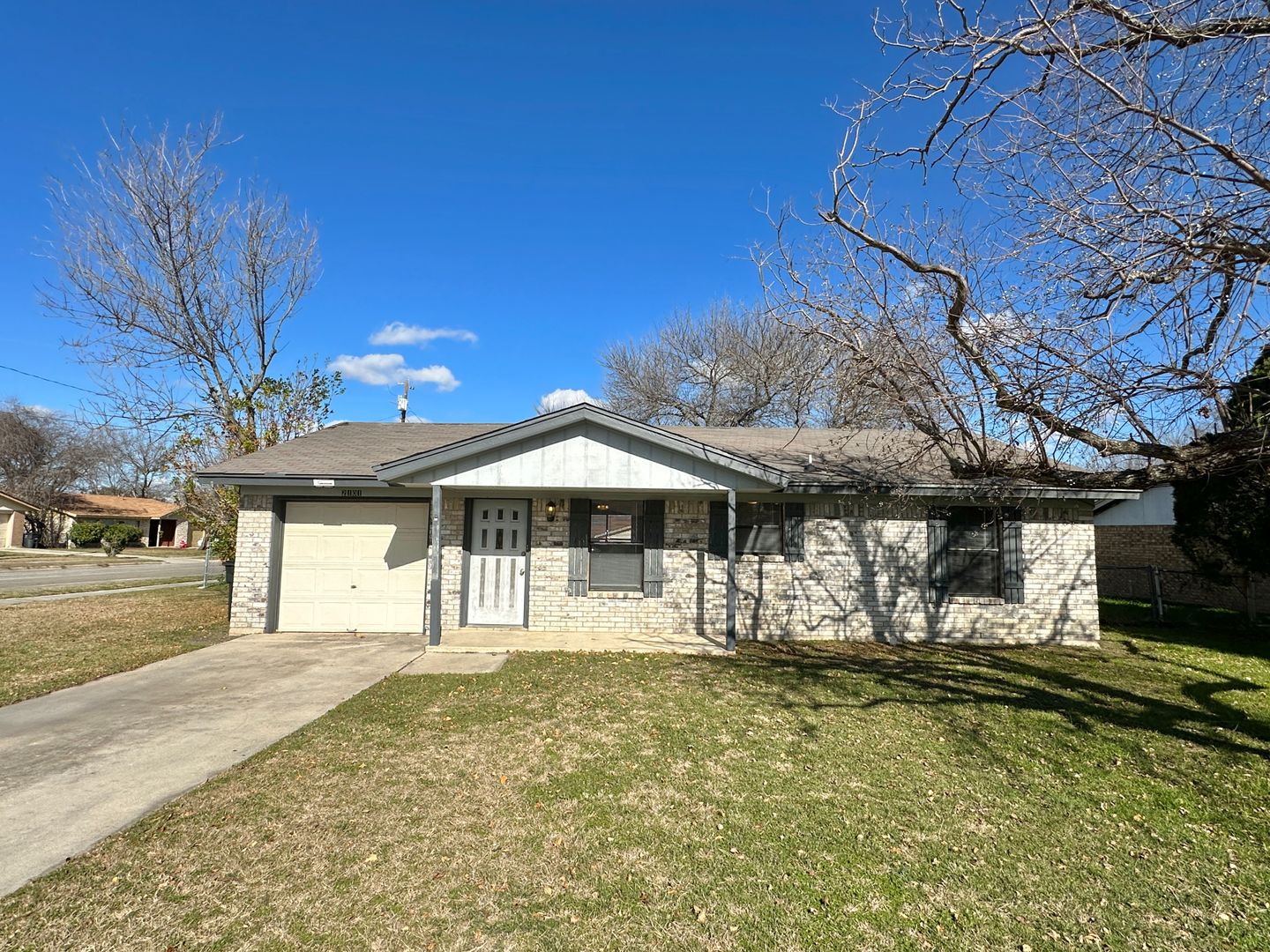Killeen House: 2101 Spicewood Dr