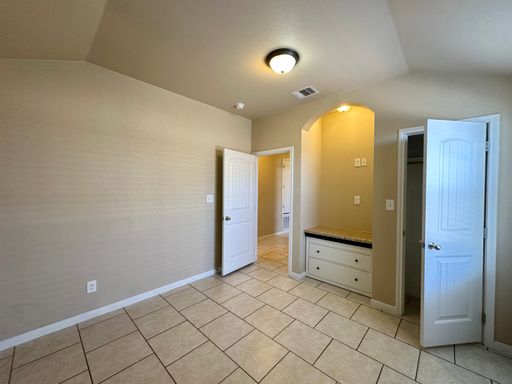 Listing photo thumbnail