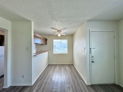 Listing photo thumbnail