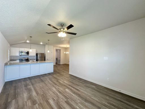 Listing photo thumbnail