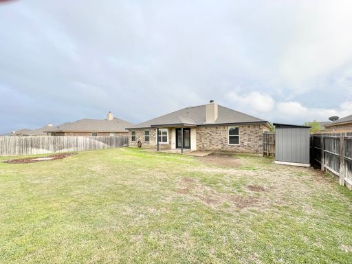 Listing photo thumbnail