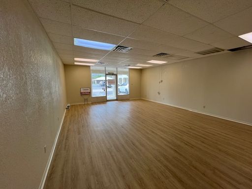 Listing photo thumbnail