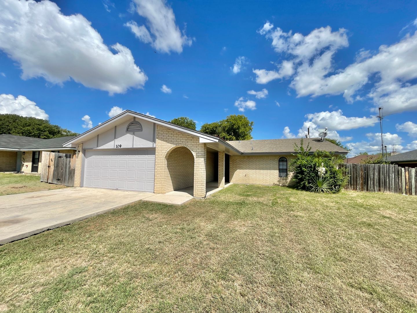 Killeen House: 109 South Brook Drive